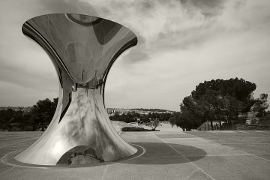 vergrössere das bild anish kapoor - turning the world upside down