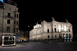 vergrössere das bild Opernhaus Zürich
